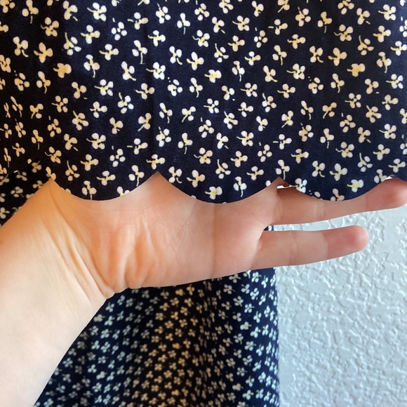 ADORABLE SUMMER DRESS - Picture 4 of 6